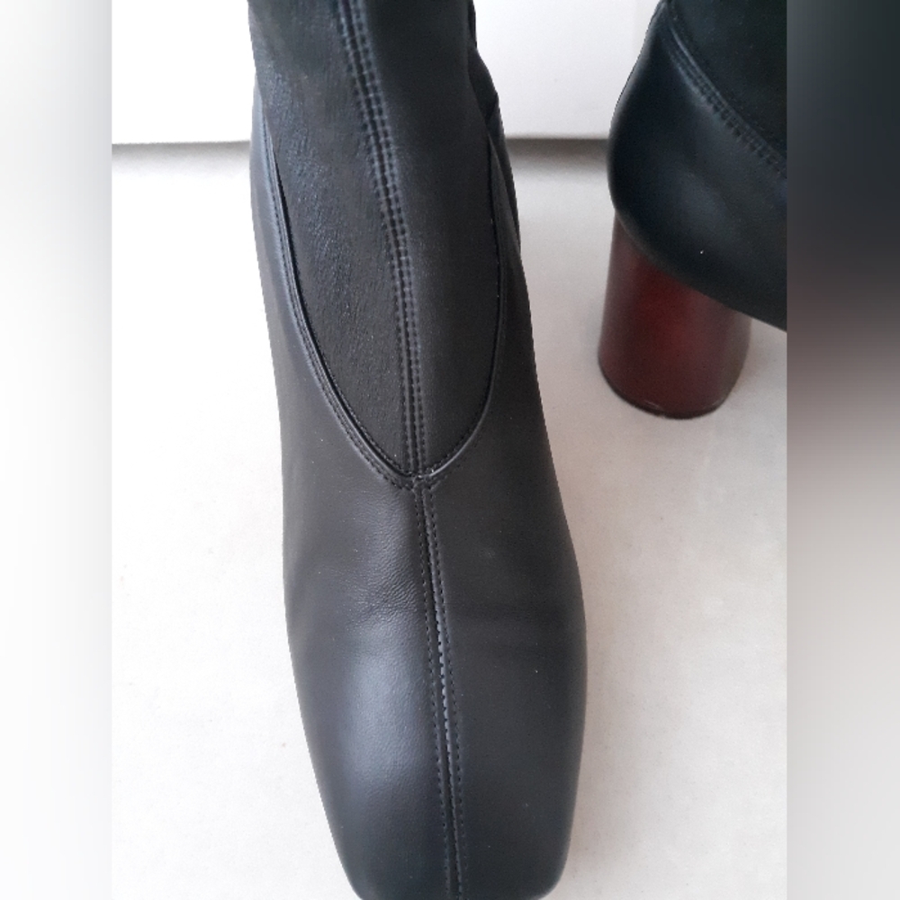 Helmut Lang Black and Brown Heeled Boots - Picture 3 of 10
